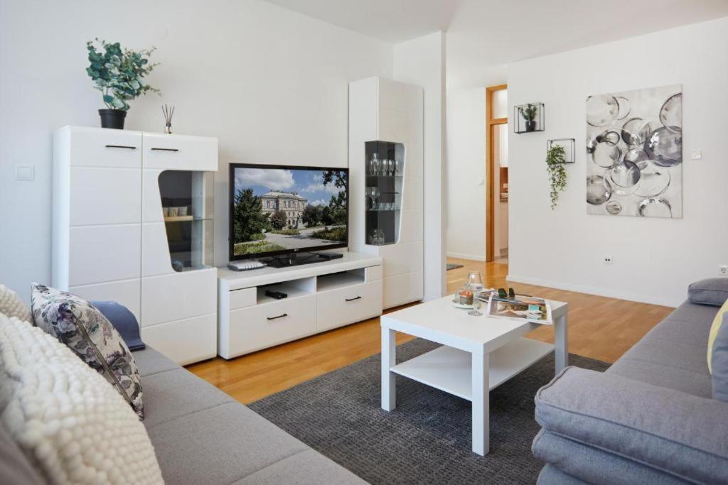 Apartment Madral 萨格勒布 外观 照片